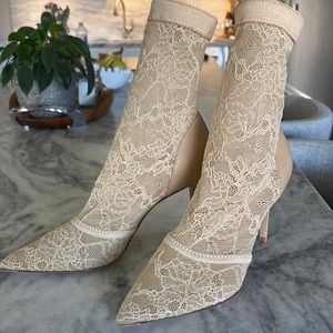 GIANVITO ROSSI
Leather Trim Lace Embellishment Sock Boots
Size: 38